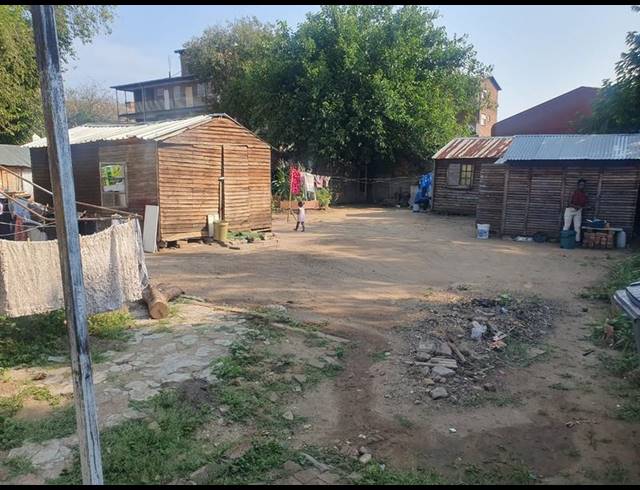 4 BEDROOM HOUSE FOR SALE IN PRETORIA GARDENS